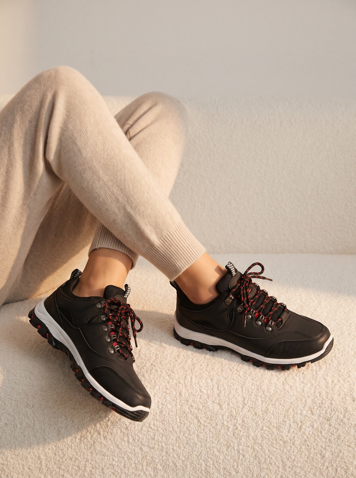 Women's Performance Athletic Shoes