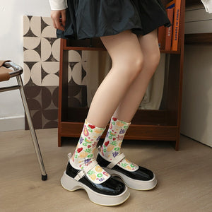 socks in black with patterned and crew length
