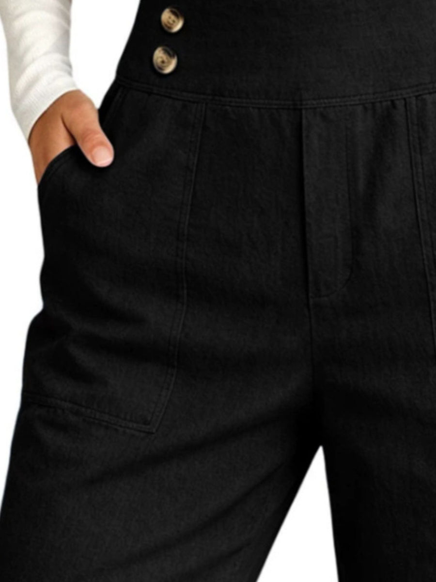 pants in Coffee Brown with pocketed and cropped