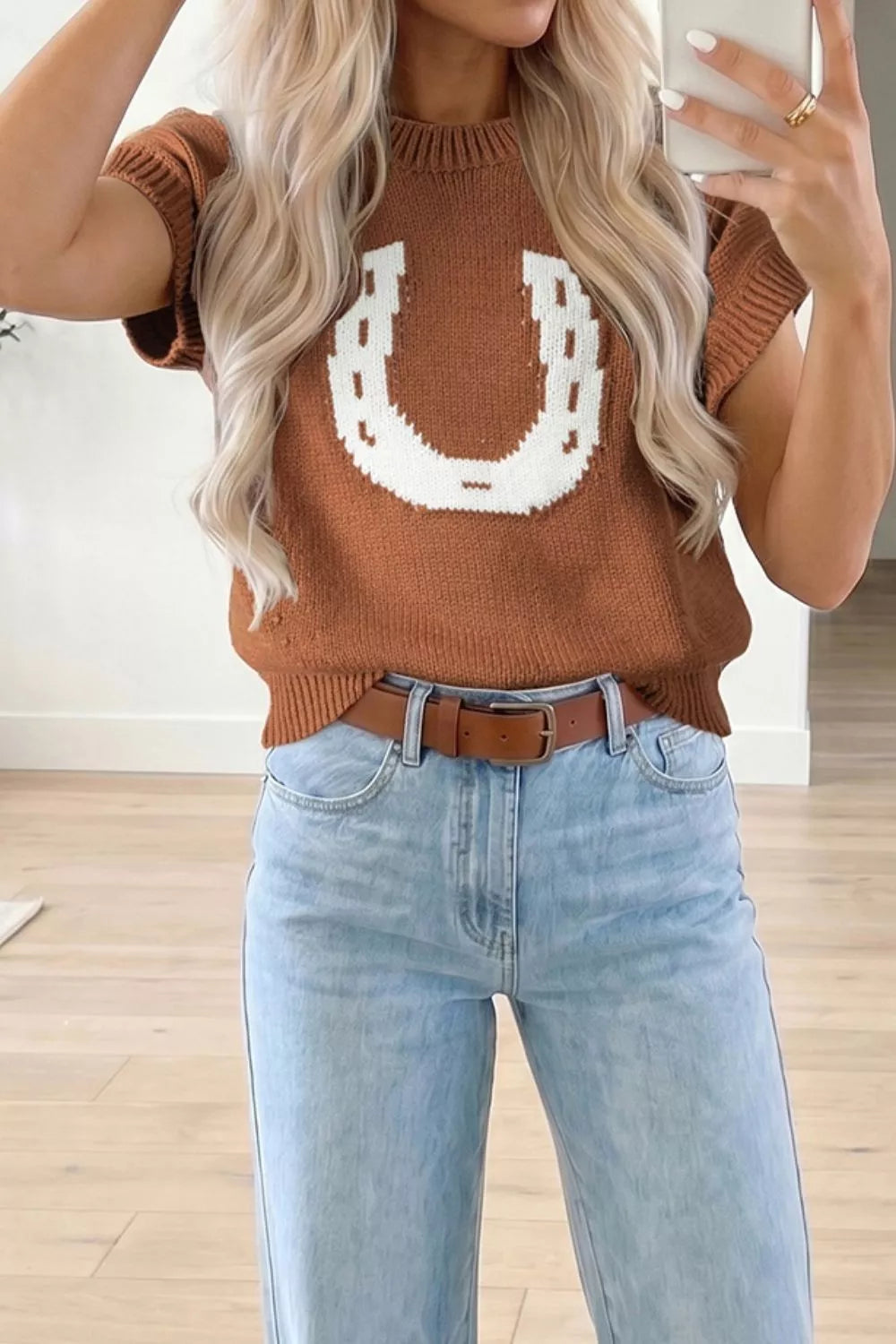 western pullover sweater in Caramel with crew neck