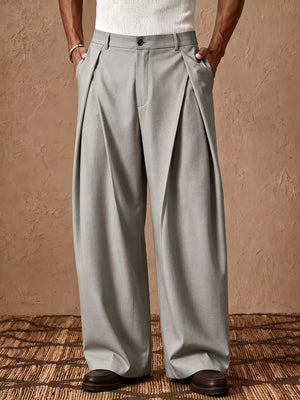 dress pants in Black with pocketed and full-length