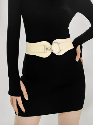 Sculpted buckle waist cincher belt in white with silver alloy ring detail.