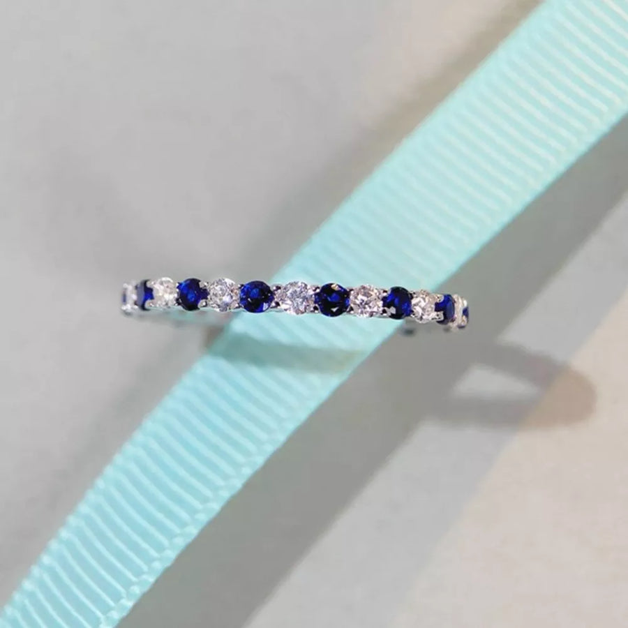 White ring with null and null