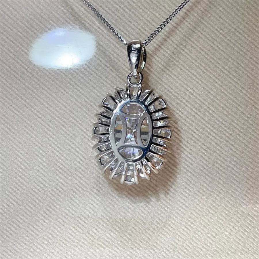 8 Carat Moissanite 925 Sterling Silver Pendant Necklace in clear with moissanite stones