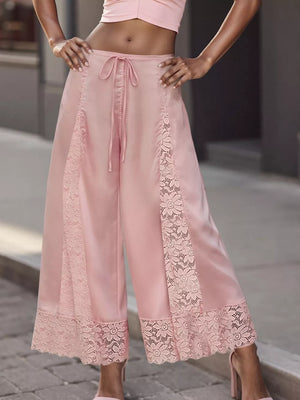 Lace Trim Wide-leg Cropped Pants in Red