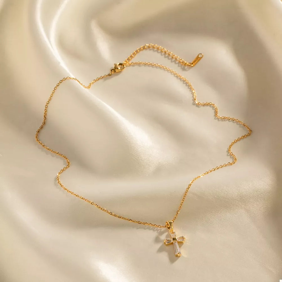 18k Gold-plated Stainless Steel Zircon Cross Necklace in gold with cross pendant