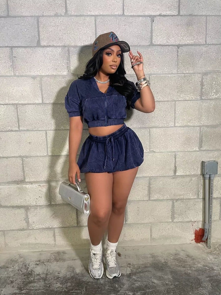 Blue black zip-up crop top and drawstring shorts set with short sleeves and elastic waist.