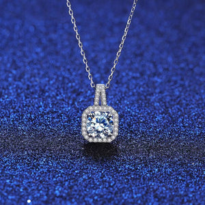 necklace in silver featuring moissanite stone and square fit