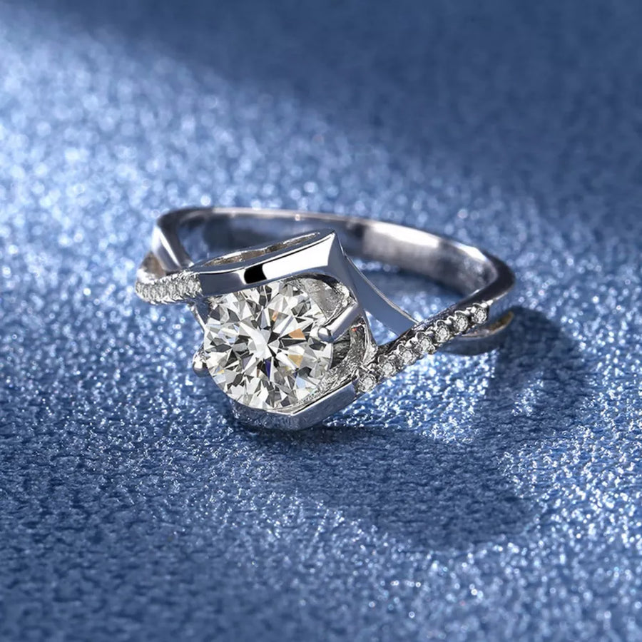1 Carat 925 Sterling Silver Moissanite Ring in silver with adjustable