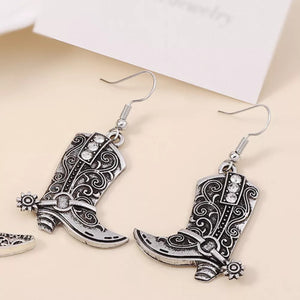 Silver earrings with short and fishhook