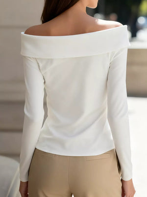 Elegant Off-the-shoulder Blouse With Buttons in White
