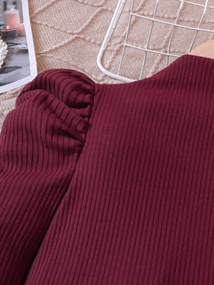 Wine red ribbed top with puff sleeves