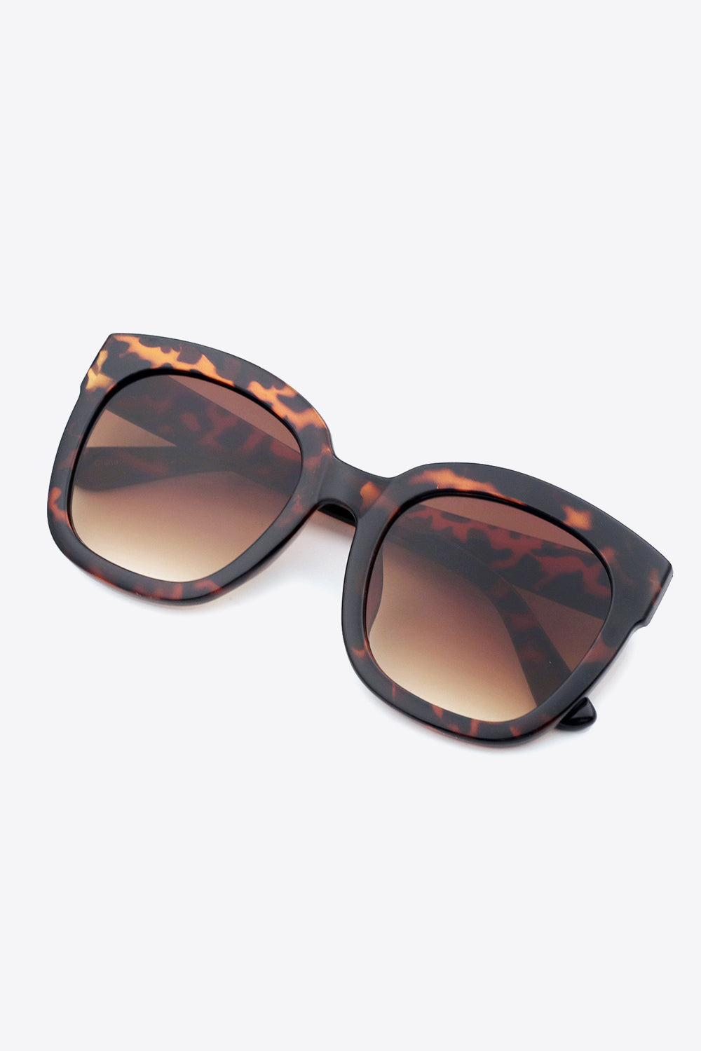 Tortoiseshell gradient square sunglasses with brown lenses