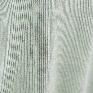 Ribbed Volume: Slouchy Sleeve Knit in Chocolate
