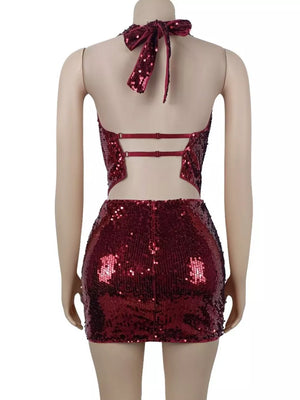 Burgundy fitted two-piece set with halter