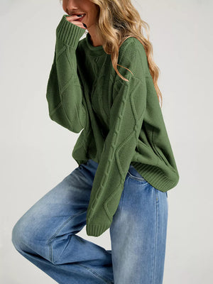 pullover sweater in Green with cable knit and cable-knit