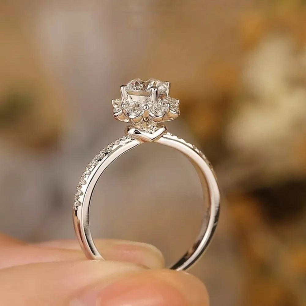 1 Carat 925 Sterling Silver Moissanite Ring in this colorway