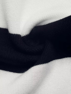 Black fitted cardigan with round neck