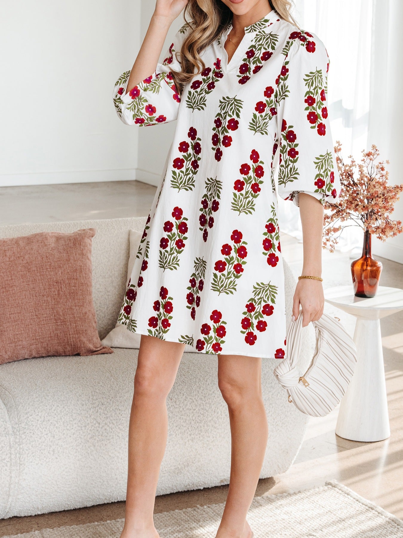 V-neck mini dress with pockets in white with red floral print, cotton, 3/4 sleeves