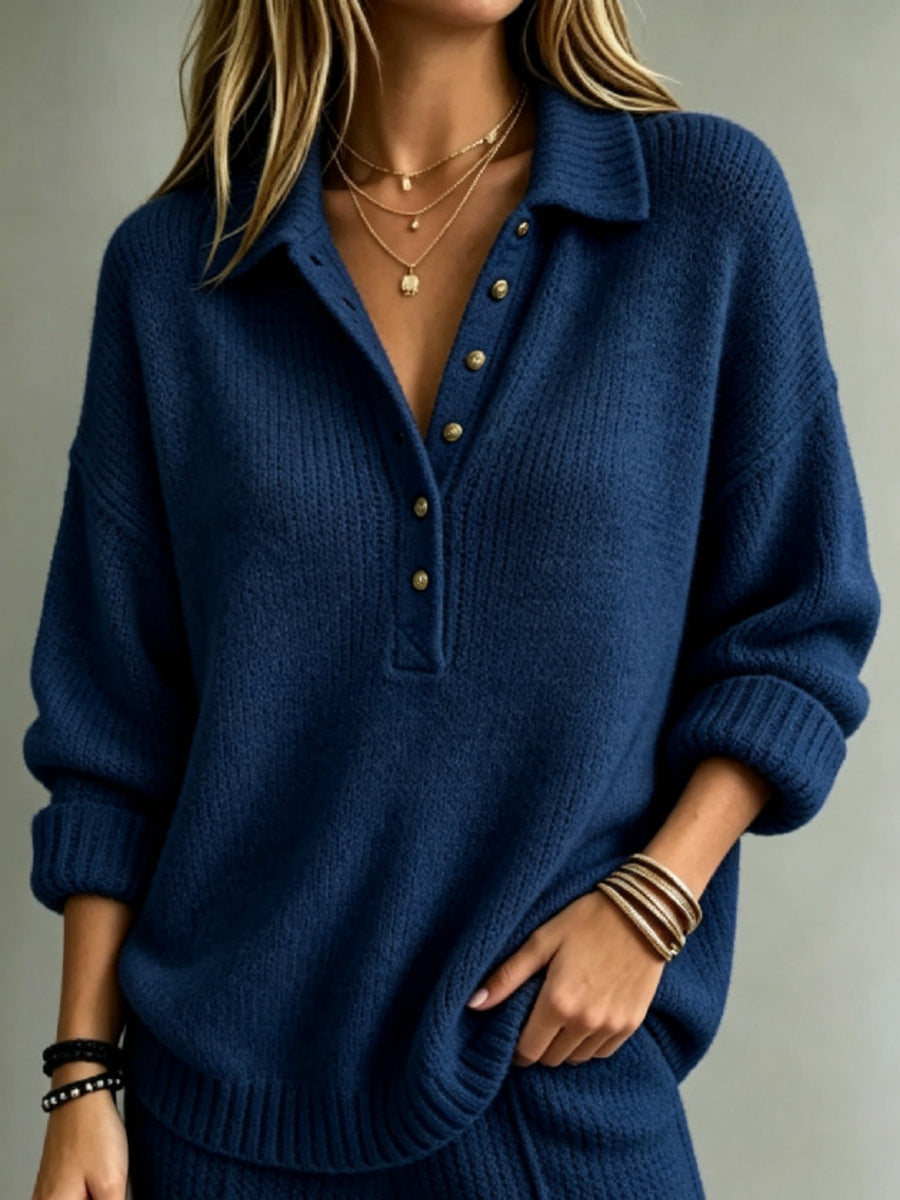 White relaxed pullover sweater with collared