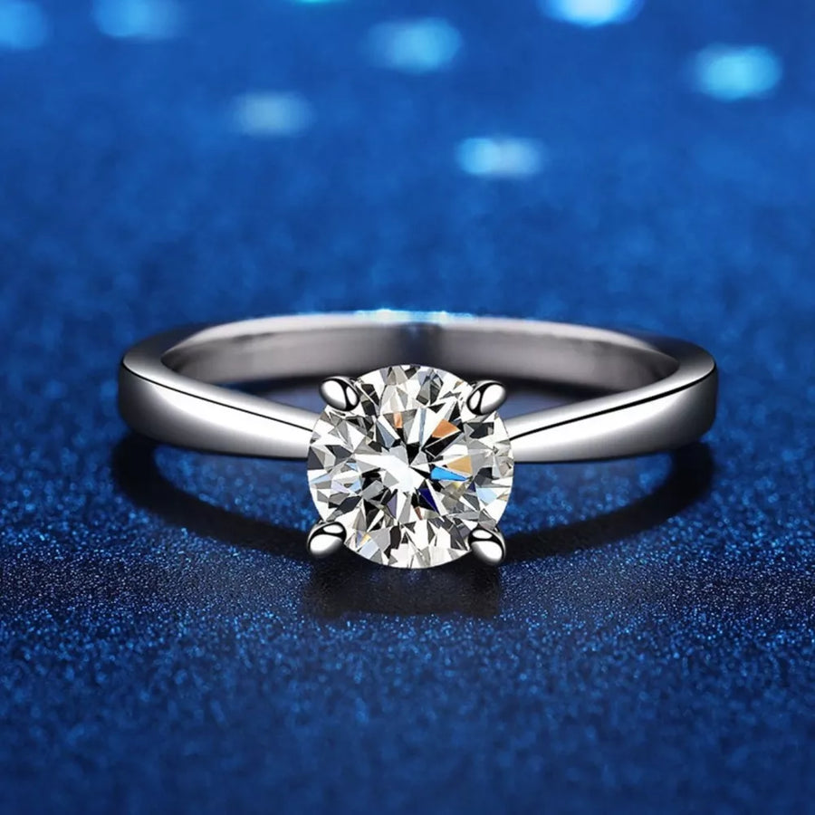 925 sterling silver,Moissanite Carat weight: 1ct Care instructions: Avoid wearin ring in clear with solitaire silhouette