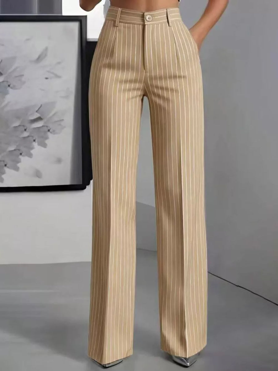 wide-leg pants in Khaki Color with buttoned and full-length