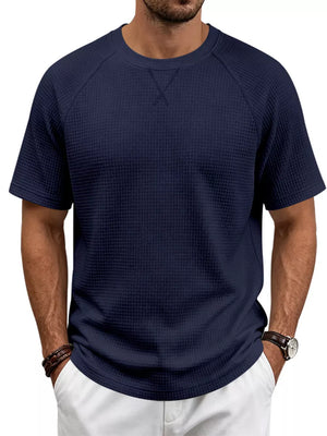 Navy t-shirt with hip-length and pullover