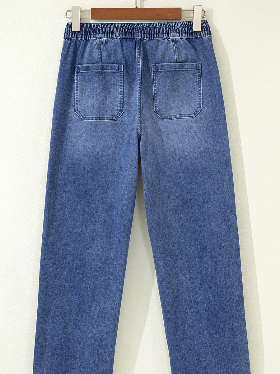 jeans in medium blue with drawstring waist and ankle-length