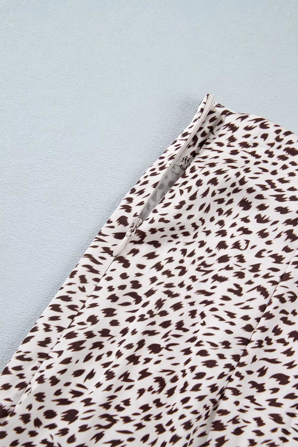 maxi skirt featuring leopard-print in Mocha with 97% polyester, 3% elastane Care instructions: Machine wash cold texture