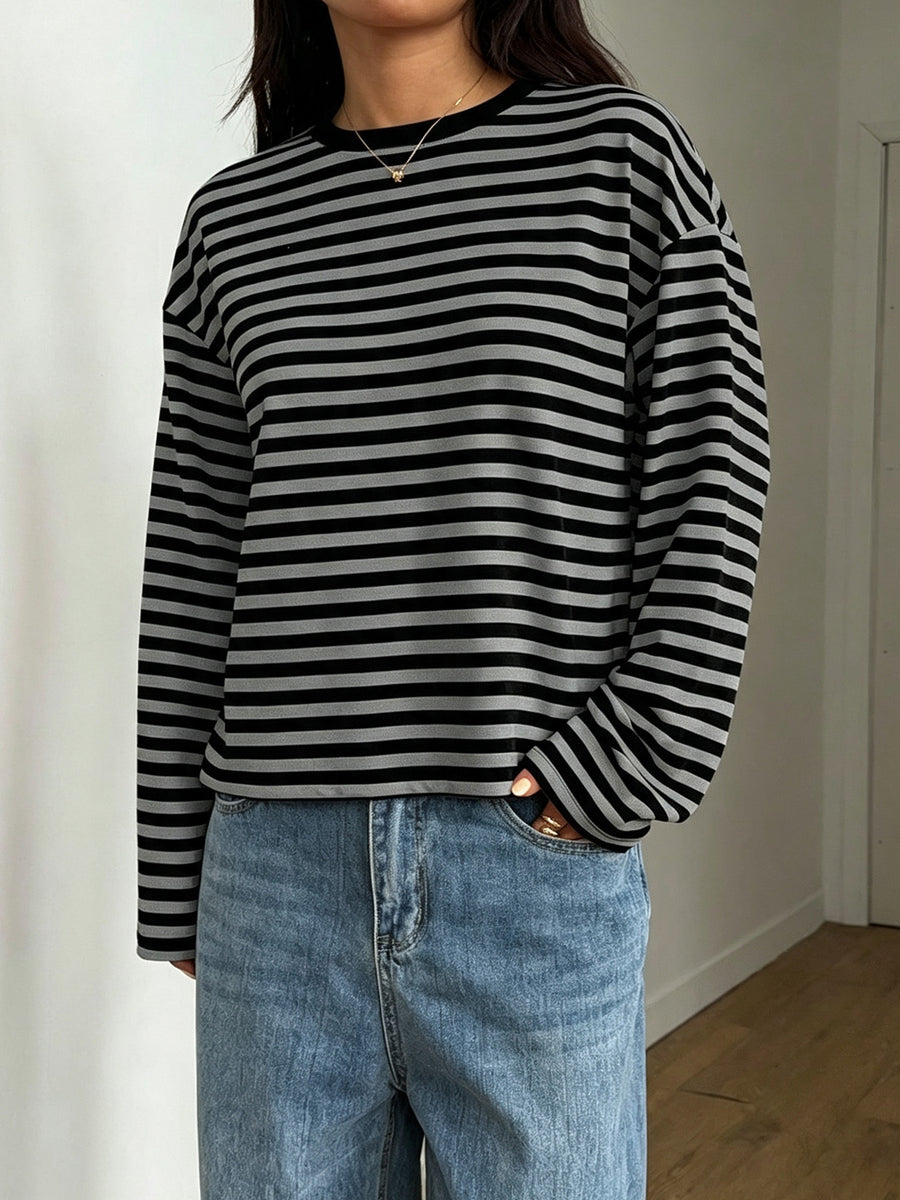 black t-shirt with striped and crew neck