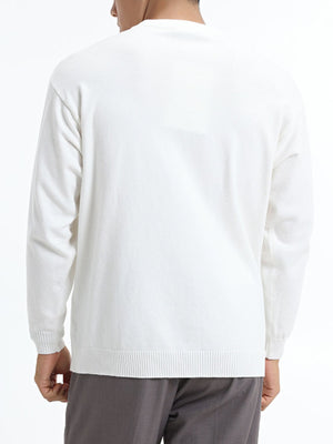 Gray regular crewneck sweater with crew neck