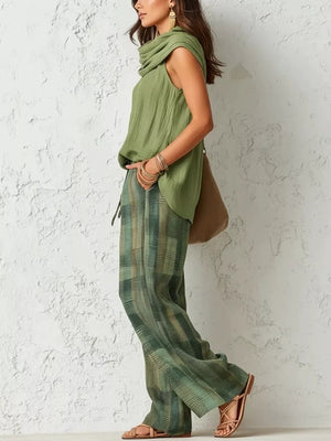 Green two-piece set with full-length and drawstring