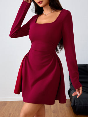 mini dress in burgundy featuring ruched and fitted fit