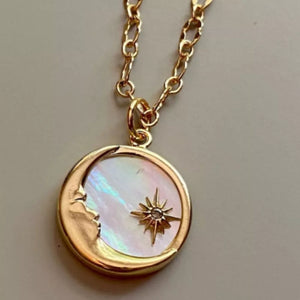 Moon necklace with pendant and sleeveless
