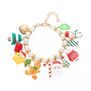 bracelet in red with christmas charms and 7.1 inches