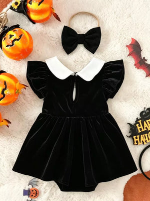 vintage-inspired bodysuit in Black with peter pan collar