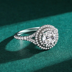 925 sterling silver,Moissanite Carat weight: 1ct Care instructions: Avoid wearin ring in clear with round halo silhouette