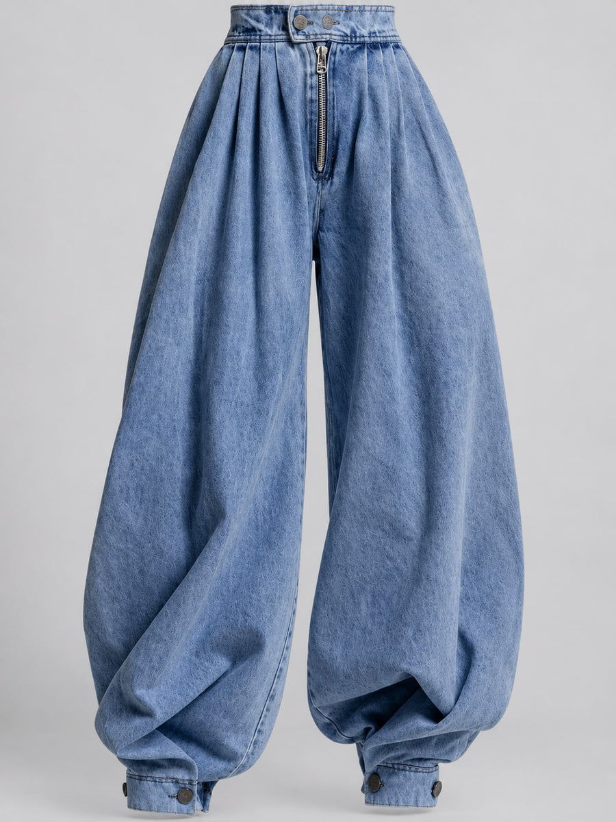 jeans in Black with washed and full-length