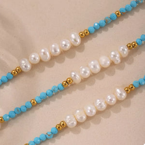 necklace in turquoise with beaded and choker