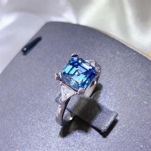 Platinum-Plated,925 sterling silver,Moissanite,Zircon (accent stones) Carat weig ring in Blue with classic silhouette