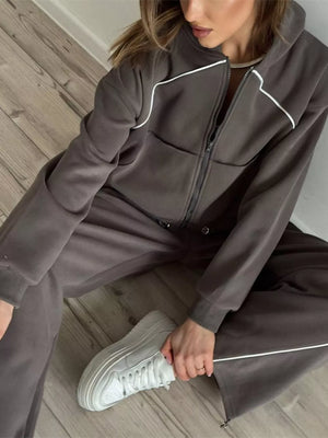 Fleece Zip-up Hoodie And Joggers Set in Pink with drawstring