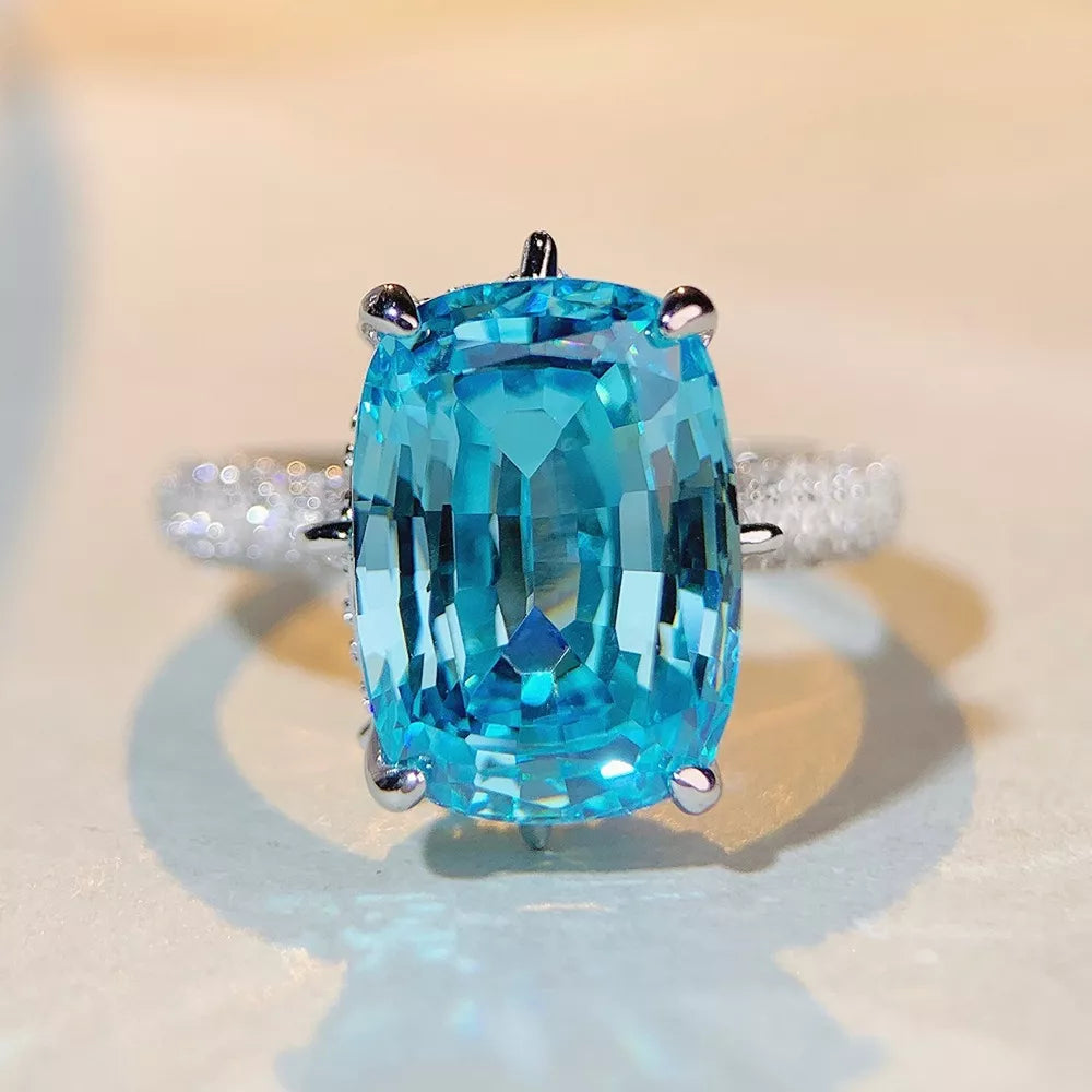 ring in aqua blue featuring zircon stone and fitted fit