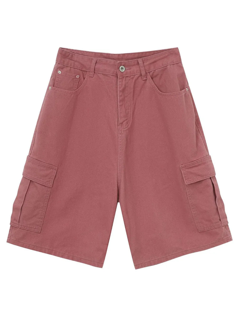 Magenta baggy cargo bermuda shorts with buttoned front and side pockets.