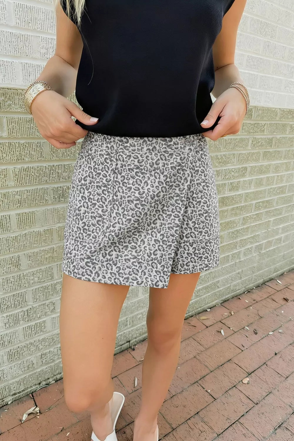 Chic leopard print denim shorts with a comfortable fit and classic cut.