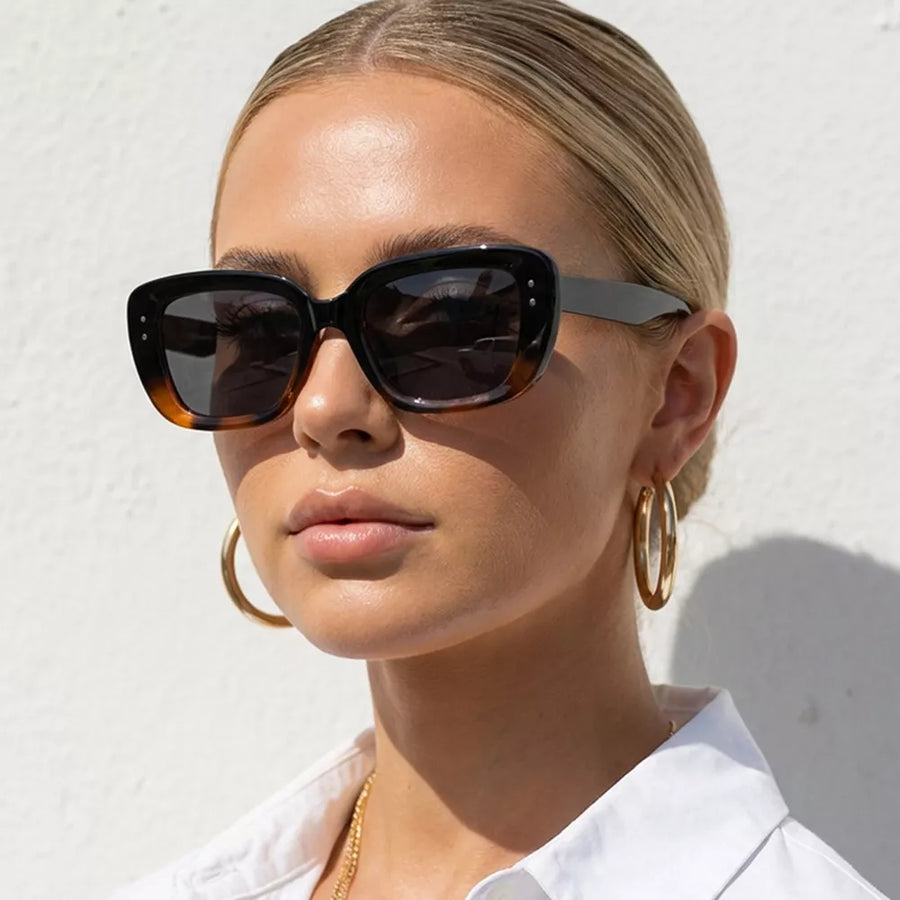 PC Frame material: Polycarbonate Lens material: Polycarbonate Temple material: P sunglasses in Brown with rectangular