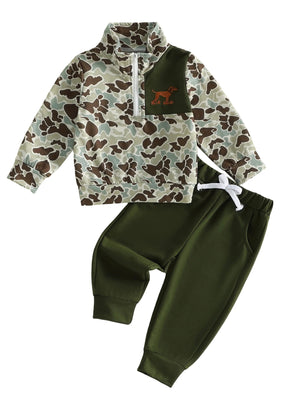 athleisure two-piece set in brown with mock neck