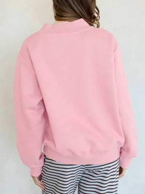 Pink sweatshirt with hip-length and pullover