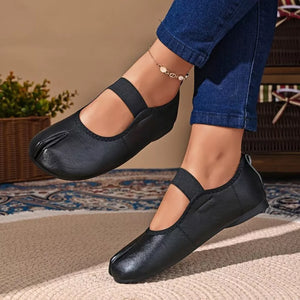 PU Leather,Rubber Imported Size &amp flats in Black with flats silhouette