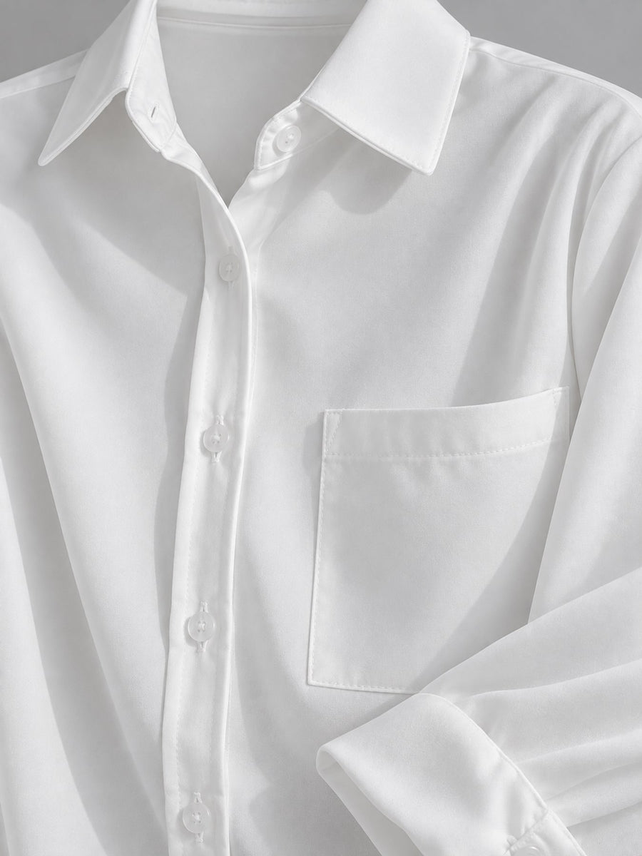 classic button-up shirt in Black with collared