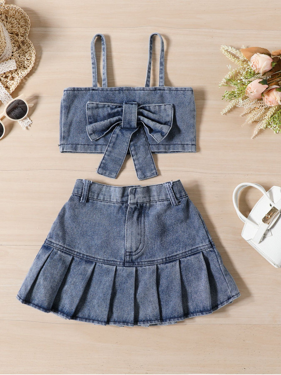 Toddler denim crop top with bowknot and pleated skirt set.